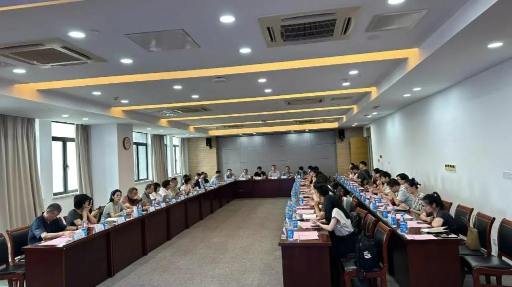 我校承办“深度融合 共创未来”信创领域校企对接合作座谈会